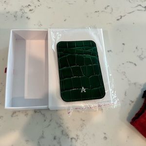 Leather Affluent mag wallet that attaches to the back of phone